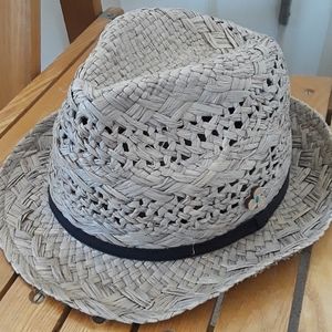 Gypsy & Lolo hat